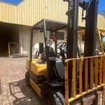 LOTE 011 - Empilhadeira YALE, modelo GTP 050 RL, ano 2005