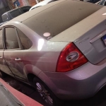 LOTE 003 - FORD FOCUS 2L FC FLEX, placa: ISJ1B12, Ano/modelo: 2011/2011, na cor PRATA. Chassi:  8AFTZZFFCCJ459325, RENAVAM: 00359678971.