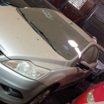 LOTE 003 - FORD FOCUS 2L FC FLEX, placa: ISJ1B12, Ano/modelo: 2011/2011, na cor PRATA. Chassi:  8AFTZZFFCCJ459325, RENAVAM: 00359678971.