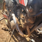 LOTE 009 - YAMAHA, cor preta, sem sinal identificador, placa AAA0000.