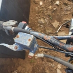 LOTE 009 - YAMAHA, cor preta, sem sinal identificador, placa AAA0000.