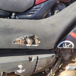 LOTE 009 - YAMAHA, cor preta, sem sinal identificador, placa AAA0000.