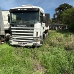 LOTE 007 - Caminhão-trator da marca SCANIA/R124 GA 4X2NZ 420, cor branca, ano/modelo 2006/2006, placas ANL0I37, chassis nº 9BSR4X2A063581037.