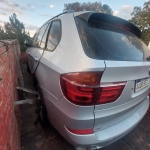 LOTE 016 - BMW X5 X-DRIVE 35i (Motor N55 3.0 Bi-Turbo) ANO/MODELO: 2011 / 2011, COR: Prata, PLACA: AA0R537 (Origem: Paraguai), CHASSI: WBAZV4101B805471, PROCEDÊNCIA: Apreendido / Estrangeiro.
