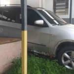 LOTE 016 - BMW X5 X-DRIVE 35i (Motor N55 3.0 Bi-Turbo) ANO/MODELO: 2011 / 2011, COR: Prata, PLACA: AA0R537 (Origem: Paraguai), CHASSI: WBAZV4101B805471, PROCEDÊNCIA: Apreendido / Estrangeiro.