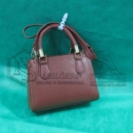 LOTE 004 - 05 (cinco) bolsas em couro