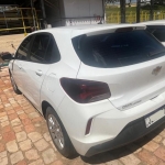 LOTE 006 - Automóvel CHEV/ONIX 10MT LT1, ano/modelo 2022/2023
