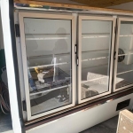 LOTE 009 - Um freezer, marca RUBI, três portas.
