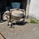 LOTE 008 - Equipamentos para construção de pavilhão e muros de concreto