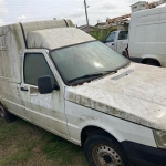 LOTE 004 - SUCATA - Veículo Fiat/Fiorino, ano 08/09, 02 portas, branco. Avaliado em R$ 1.030,20.