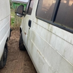 LOTE 008 - Veículo Fiat/Ducato Minibus, ano 2004, 03 portas, branca, placa IMF6325. Avaliado em R$ 8.169,80.
