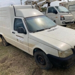 LOTE 009 - Veículo Fiat/Fiorino, ano 12/13, 02 portas, branca, placa ITI4330, RENAVAM 477356222. Avaliado em R$ 7.687,20.