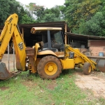 LOTE 020 - Retroescavadeira M.A./JCB 214